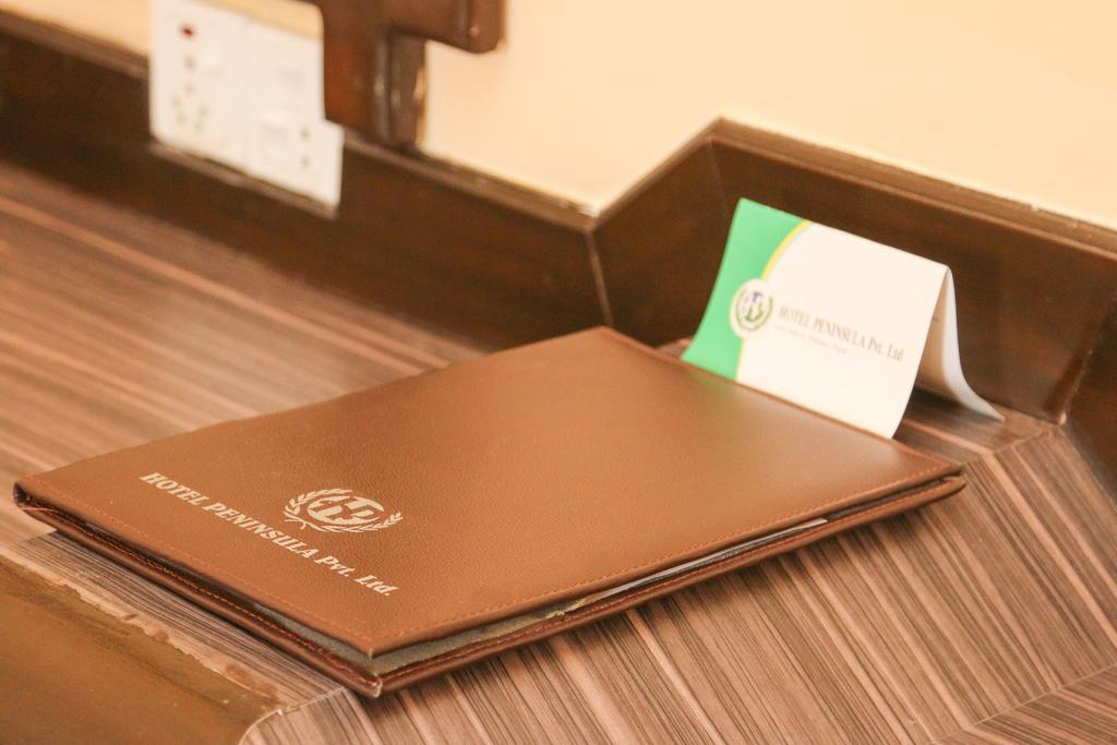 Hotel Peninsula Похара Екстериор снимка